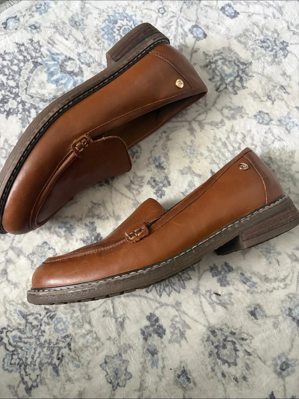 Easy Spirit Women's Brown Leather Slip-On Loafers